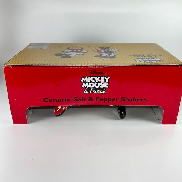 Disney Kissing Mickey Minnie Mouse Ceramic Salt Pepper Shakers Set of 2 - Picture 8 of 14